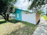 4518 Nicholson Street - Photo 3