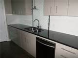901 Upper Broadway Street - Photo 18