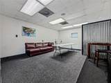 3801 Saturn - Photo 14