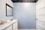 1016 E. Market - Photo 23