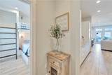 160 Social - Photo 5
