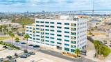 901 Upper Broadway Street - Photo 36