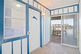 318 Cotter Avenue - Photo 19
