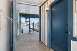 318 Cotter Avenue - Photo 18