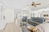 325 Mustang Boulevard - Photo 17