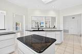 325 Mustang Boulevard - Photo 24