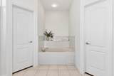 325 Mustang Boulevard - Photo 30