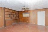 1037 Comal Street - Photo 3