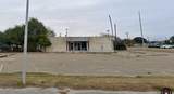 900 Moore Avenue - Photo 6
