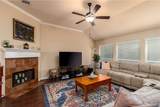 305 Hogan - Photo 6