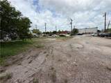1124 Ayers Street - Photo 10