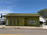 1124 Ayers Street - Photo 2