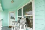 1549 Commercial Street - Photo 5