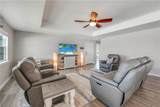404 Chloes Way - Photo 4