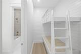 136 Cotter Avenue - Photo 19