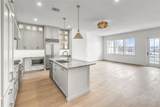 136 Cotter Avenue - Photo 7