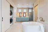 673 Center Square South - Photo 14
