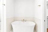 136 Cotter Avenue - Photo 30