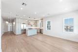 136 Cotter Avenue - Photo 13