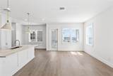 136 Cotter Avenue - Photo 10
