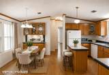 207 Dunbar Street - Photo 9