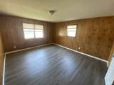 509 Avenue B - Photo 15