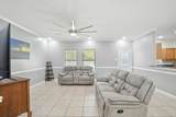 829 Redwood Avenue - Photo 5
