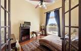 8401 Lago Vista Drive - Photo 22