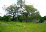 502 Avenue A - Photo 4
