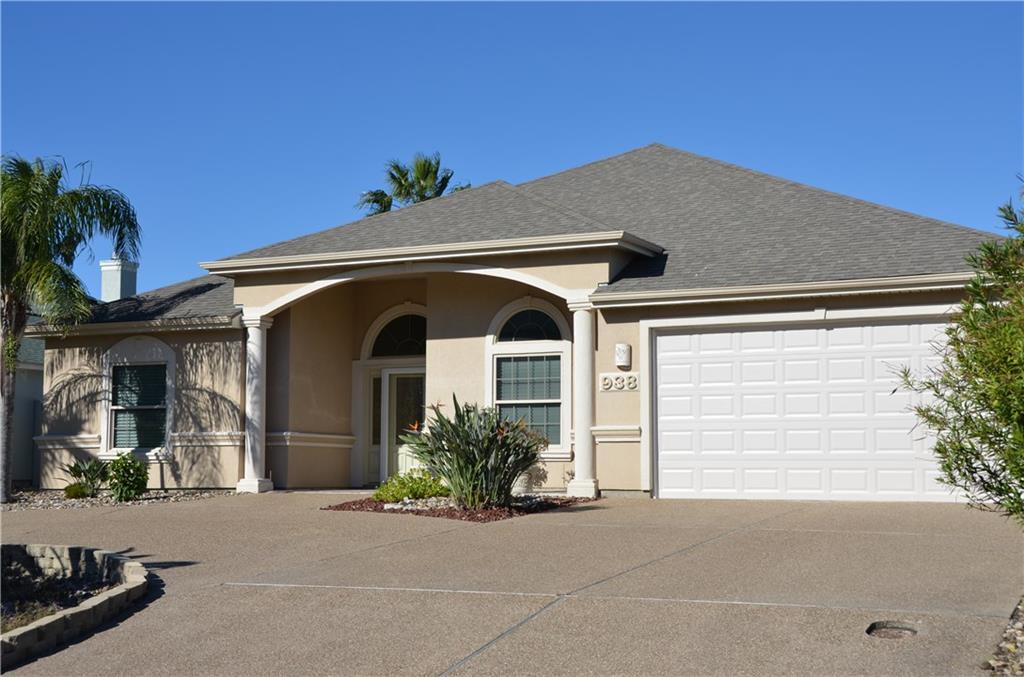938 Bay St - Photo 1