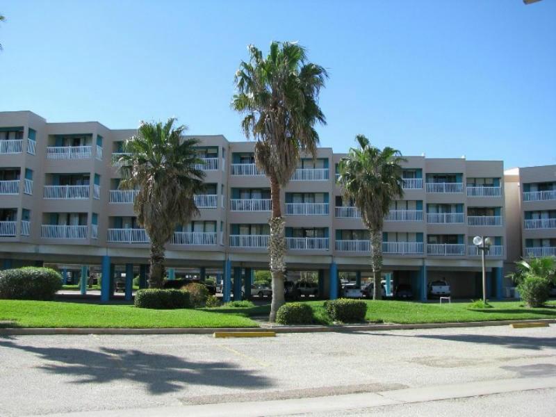 3938 Surfside Blvd - Photo 1