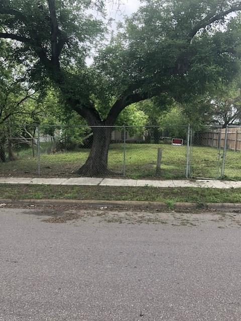 3041 Buford - Photo 1