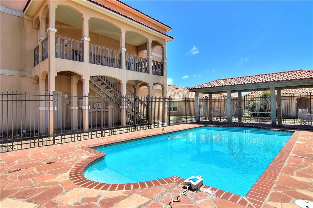219 Pompano - Photo 1
