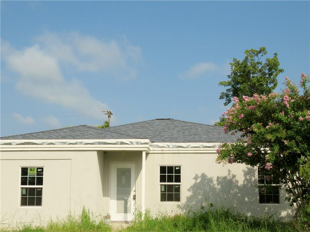 145 11th St - Photo 1