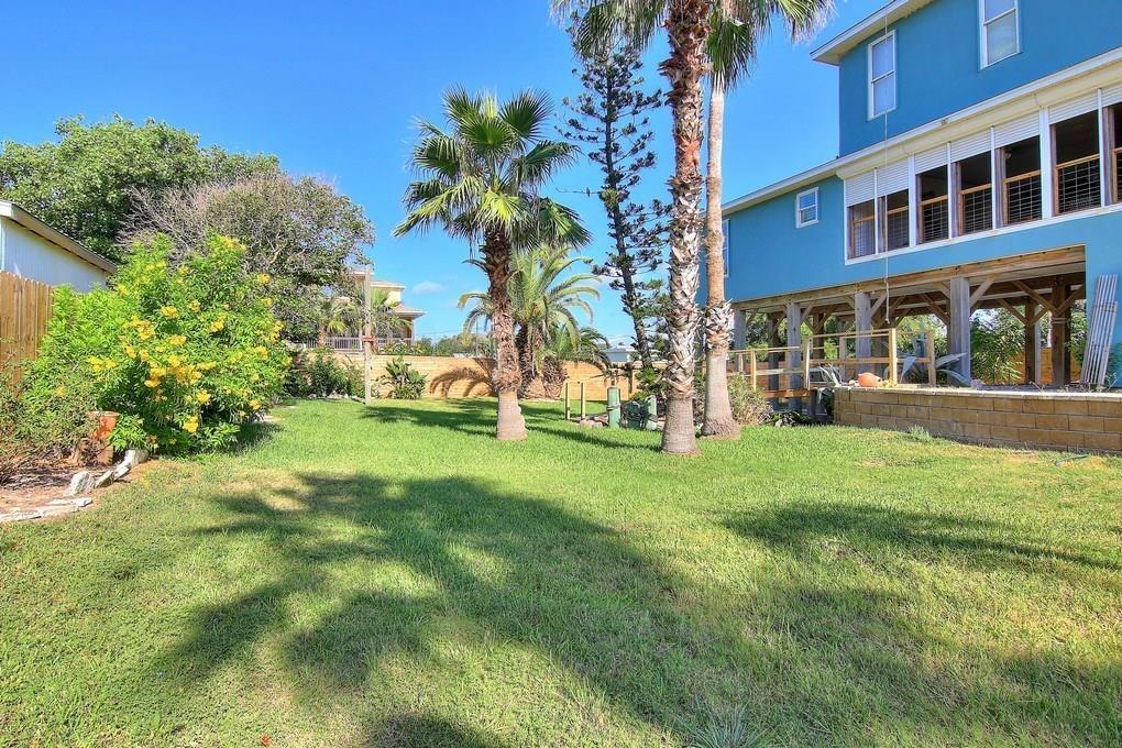 311 Laurel St - Photo 1
