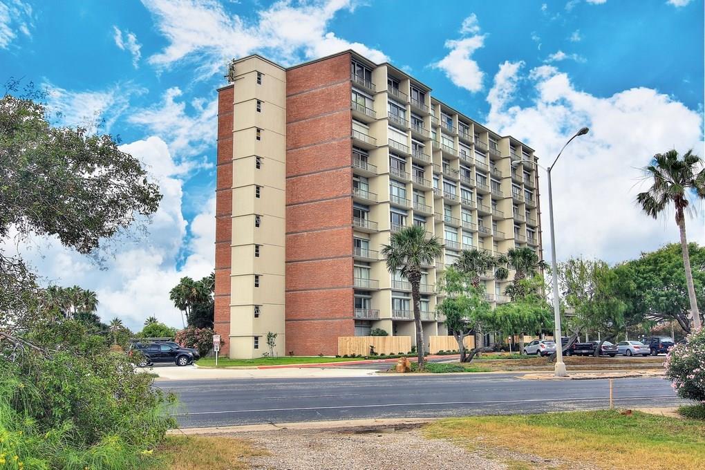 4600 Ocean Dr - Photo 1