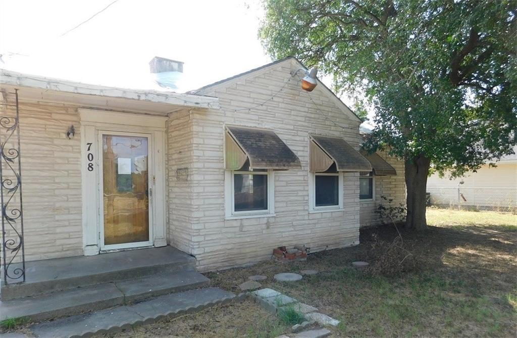 708 Wright St - Photo 1