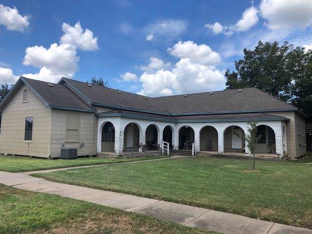 330 Alice Ave - Photo 1