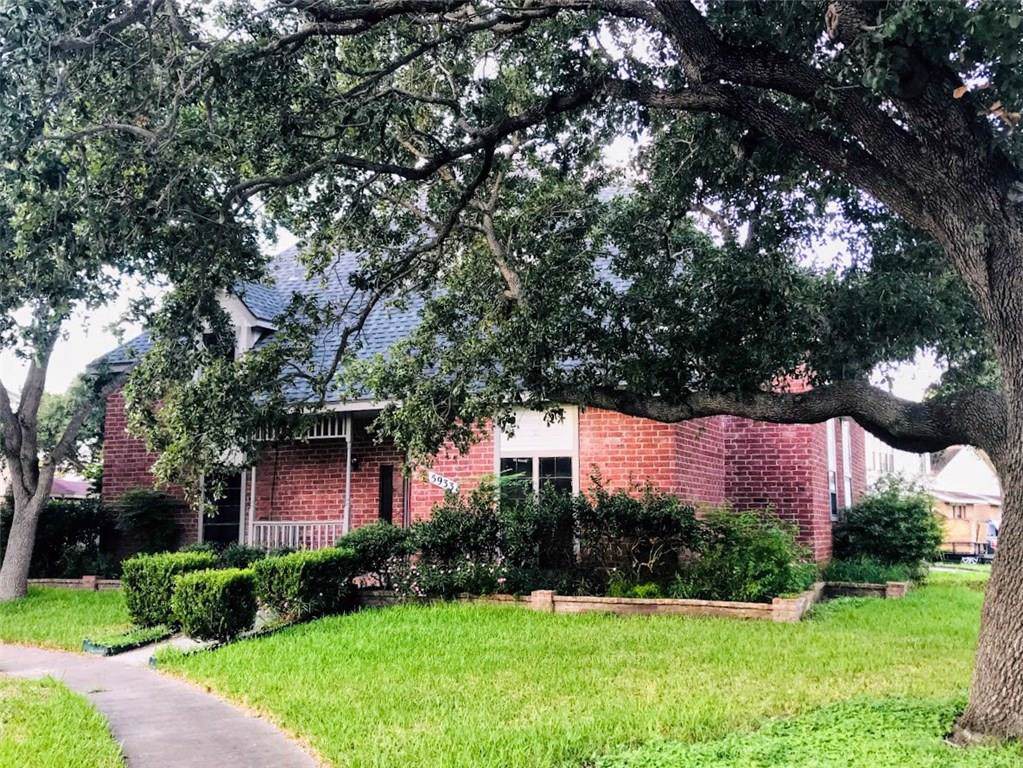 5933 Crooked Creek Dr - Photo 1