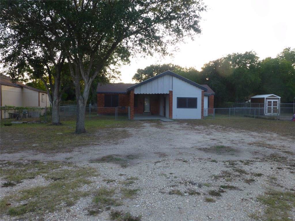 605 King St - Photo 1