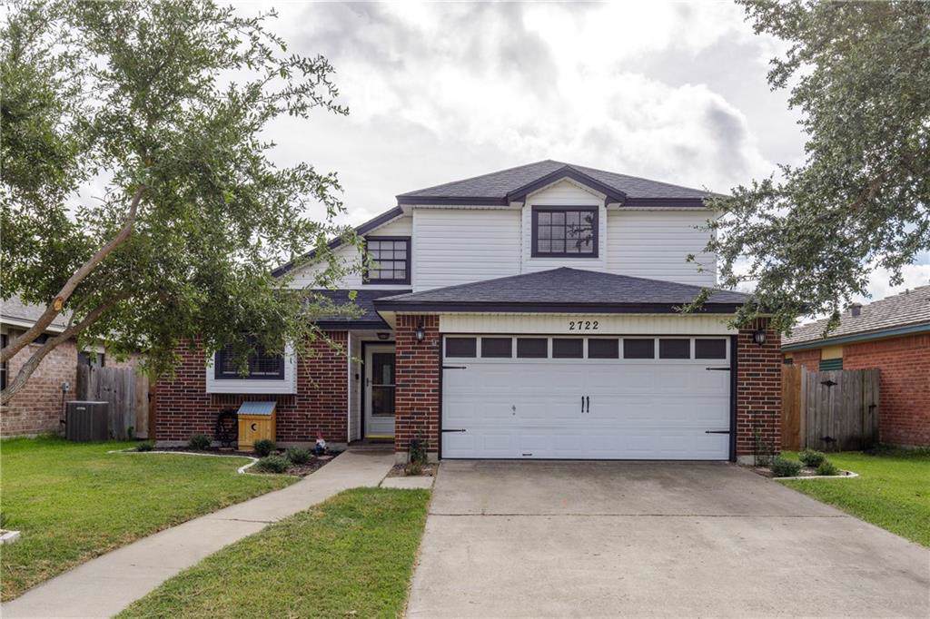 2722 Victoria Park Dr - Photo 1