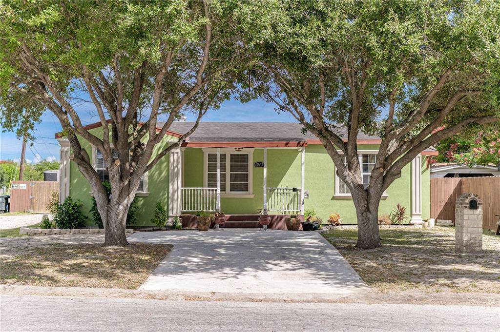 4042 Vanderbilt Dr - Photo 1