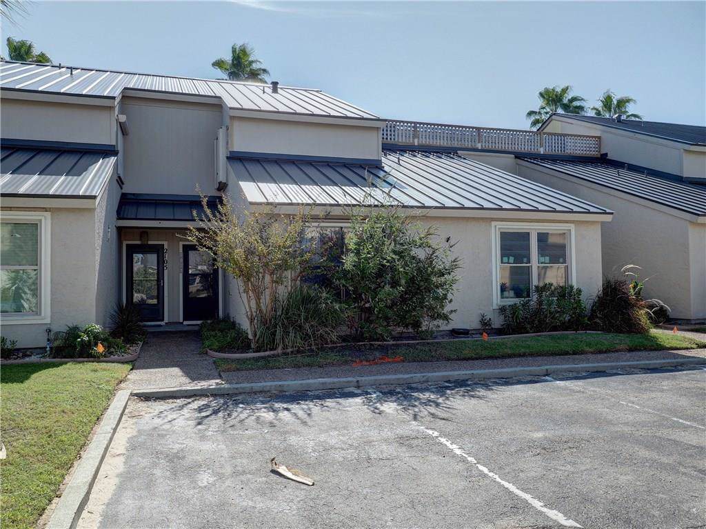 2106 Bayhouse Dr - Photo 1