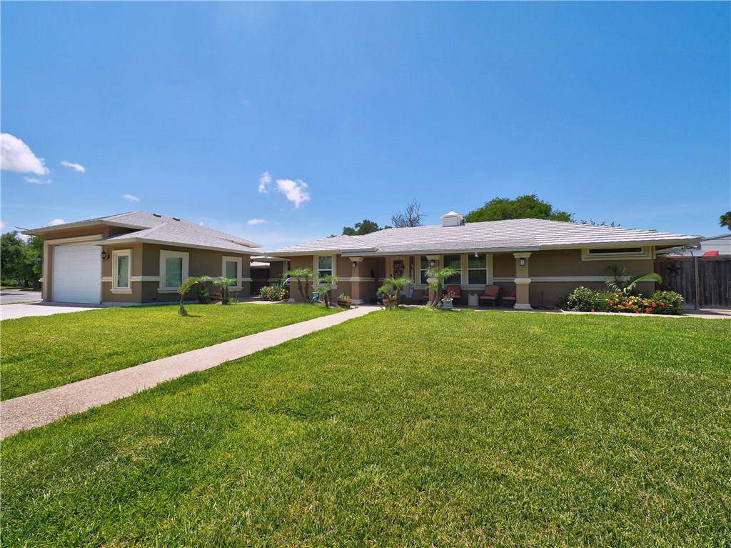 472 Delaine Drive - Photo 1
