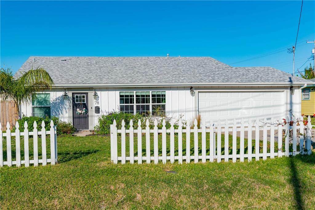 711 Austin Street - Photo 1