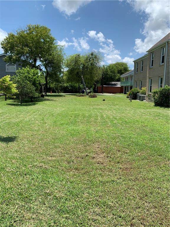 1121 Ocean Drive - Photo 1
