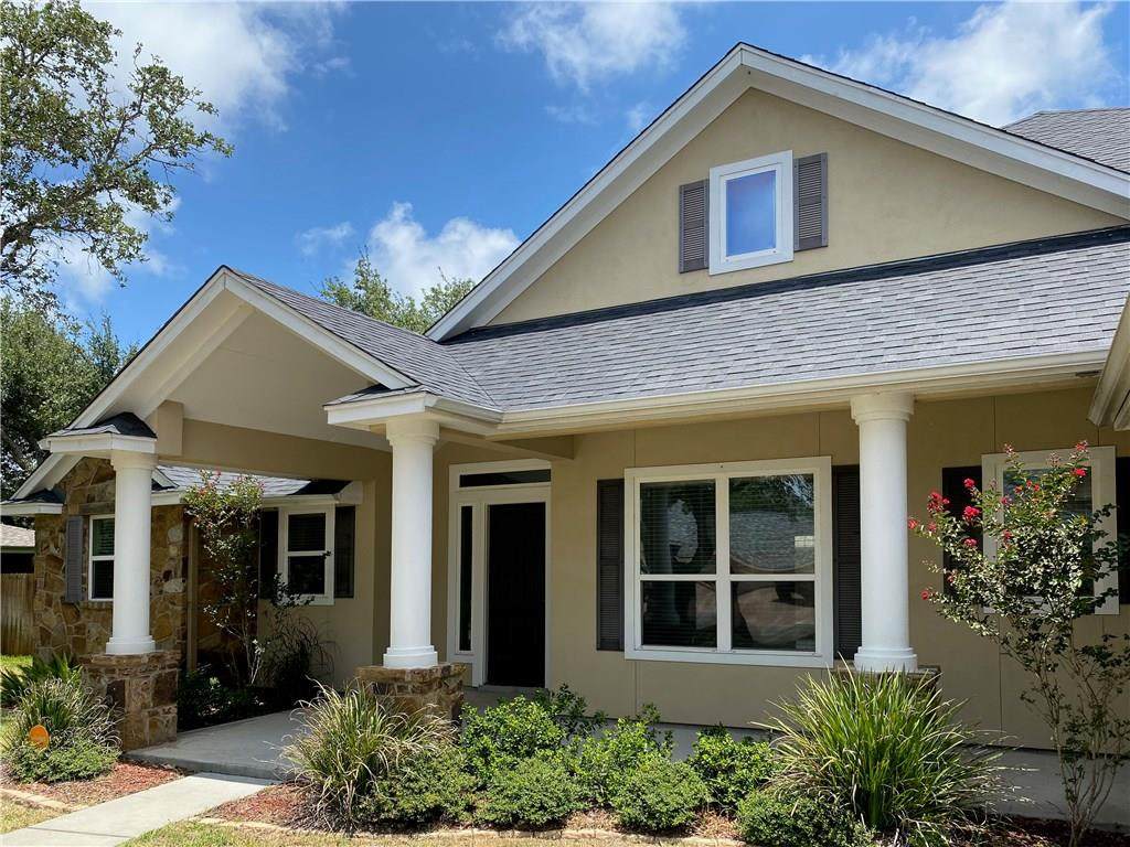 303 Cherry Hills - Photo 1