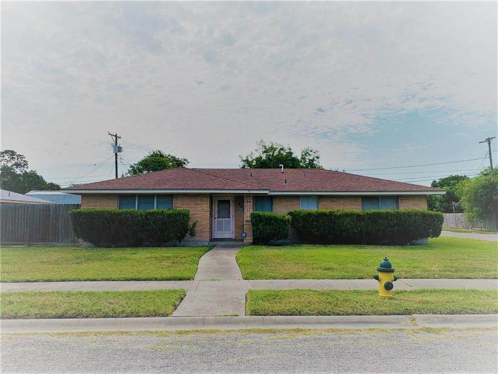 4326 Driftwood Place - Photo 1