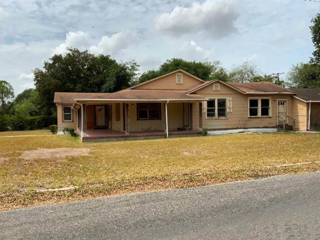 1129 Josephine Drive - Photo 1