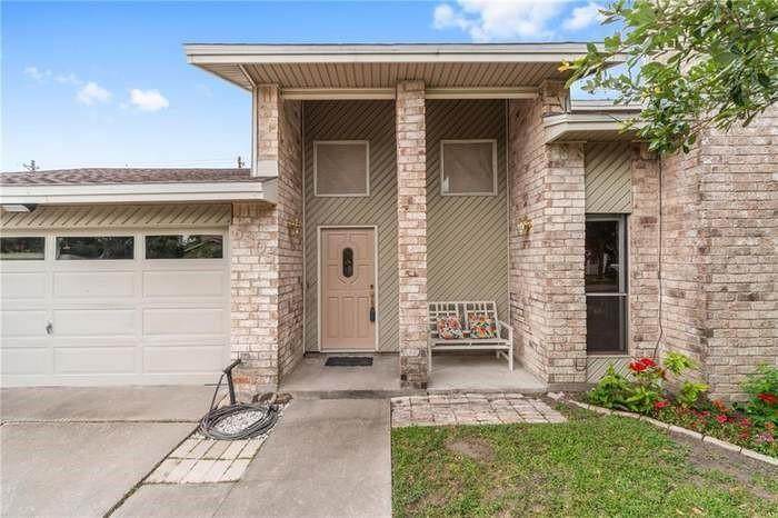 6805 Iroquois Drive - Photo 1